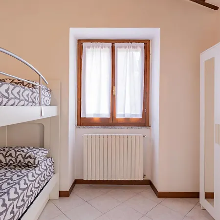 Holiday Boni Ferias By Interhome Holiday home Colico